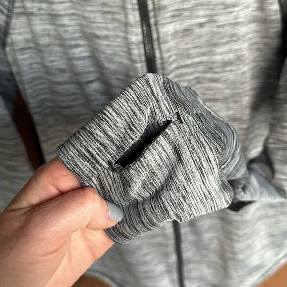 Maurice’s in Motion Heather Grey Lace Activewear Hoodie Size S - Picture 2 of 6